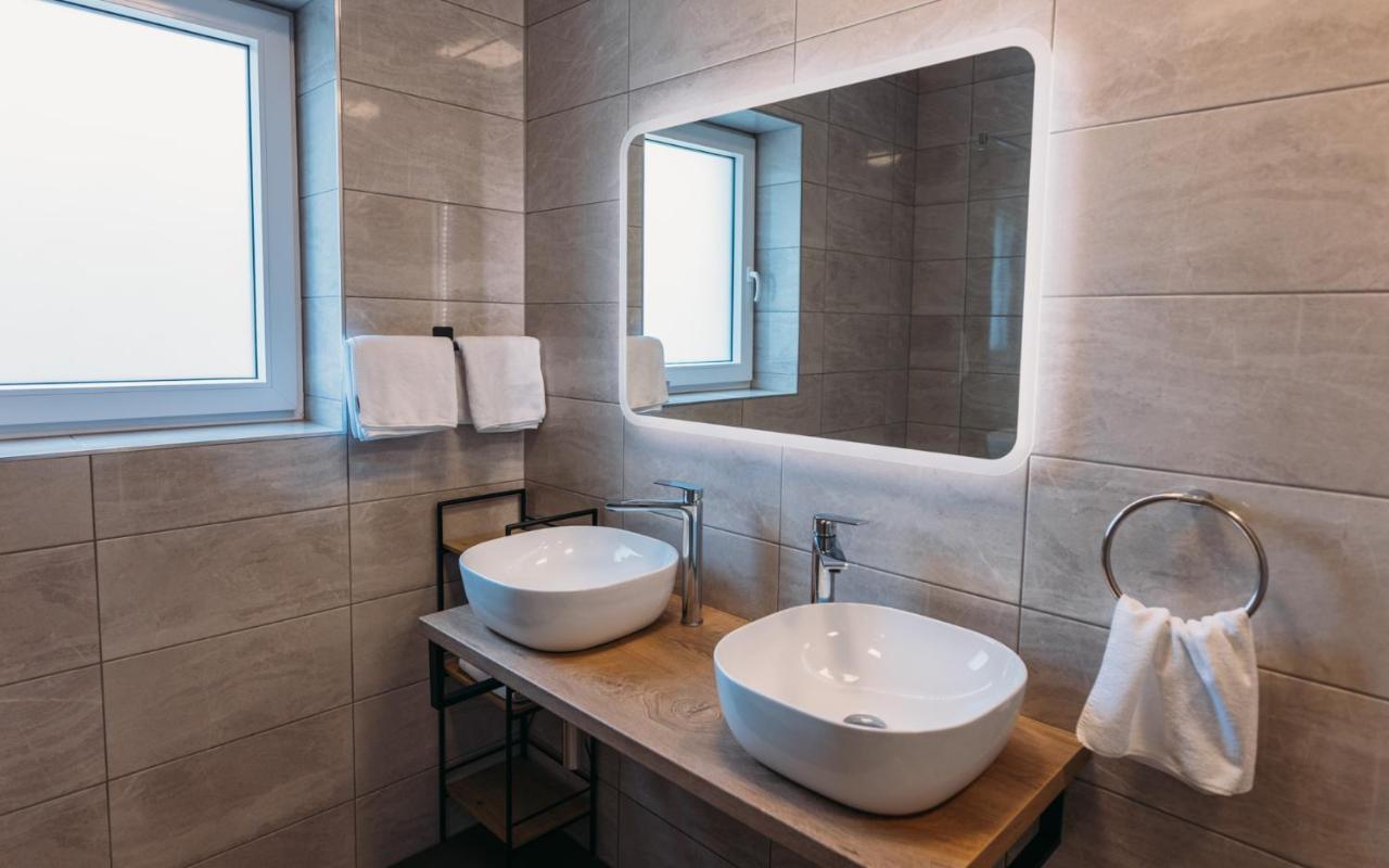 Hisa Na Ravnah Hotell Pišece Eksteriør bilde